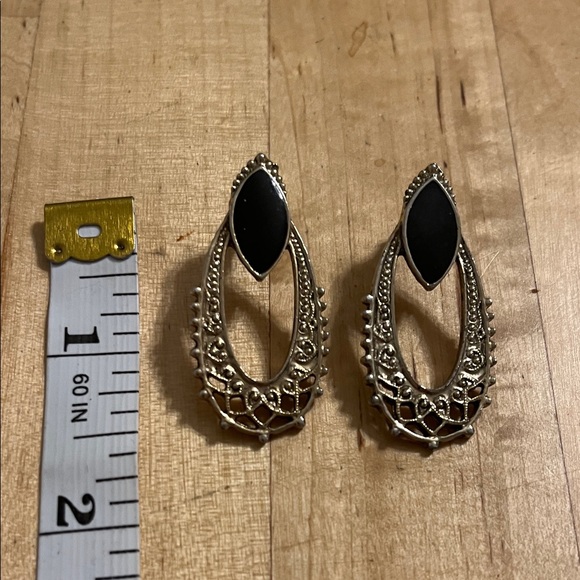 Goldtone Pierced Earrings Bundle- 4 pair - Picture 2 of 9